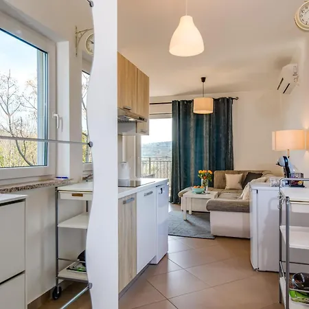 Soni A4 * Krk Town