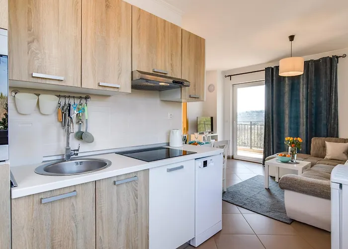 Soni A4 Apartment Krk Town