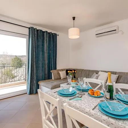 Soni A4 Apartment *