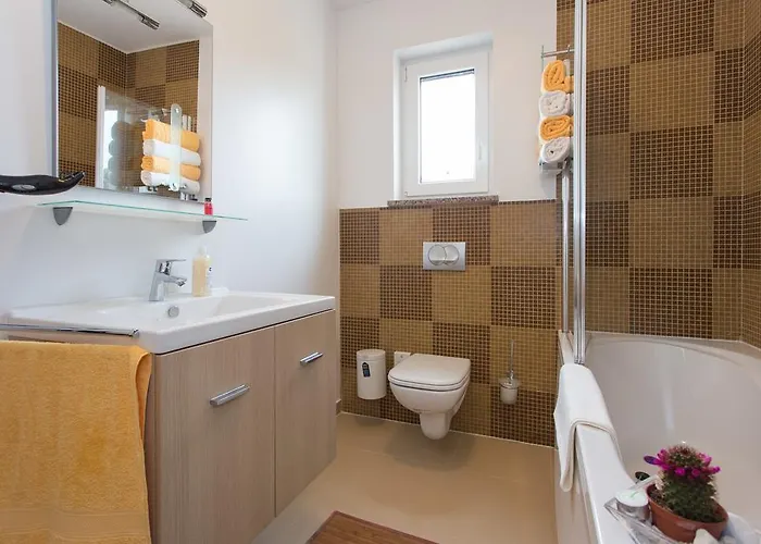 Soni A4 * Krk Town